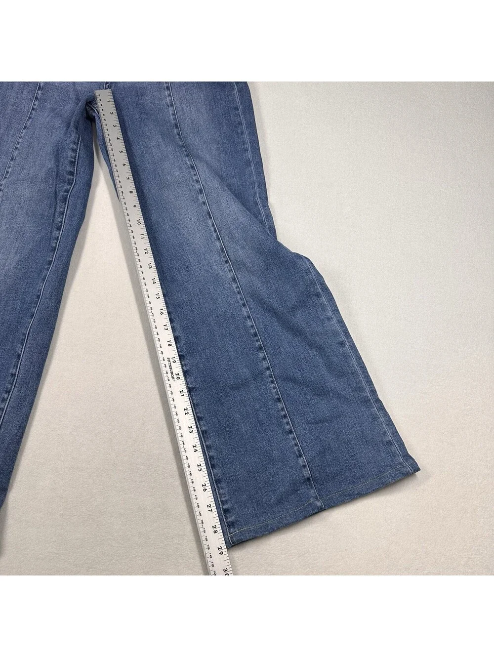 MICA LOS ANGELES Wide Leg Jeans Size 27 Inseam 29